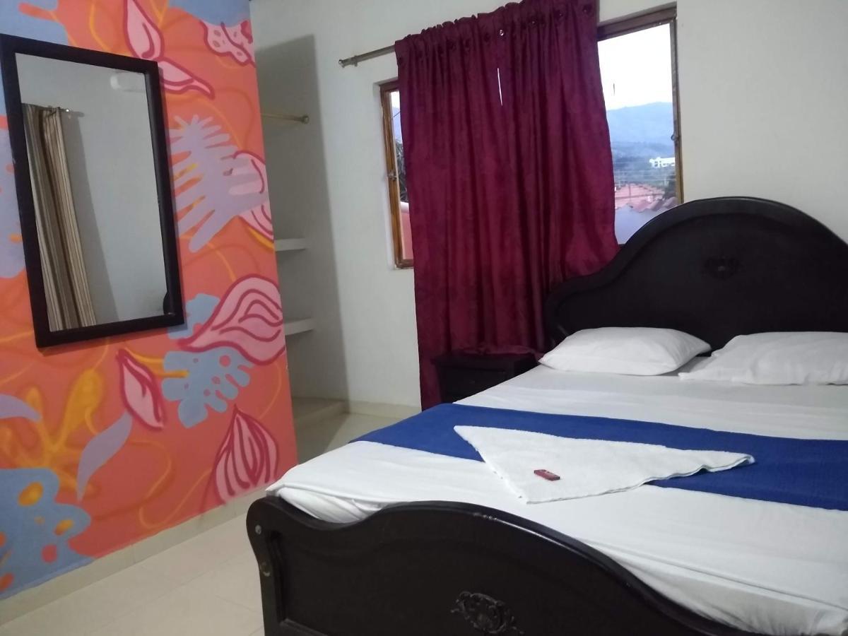 Casa Pacha Hotell Guaduas Eksteriør bilde